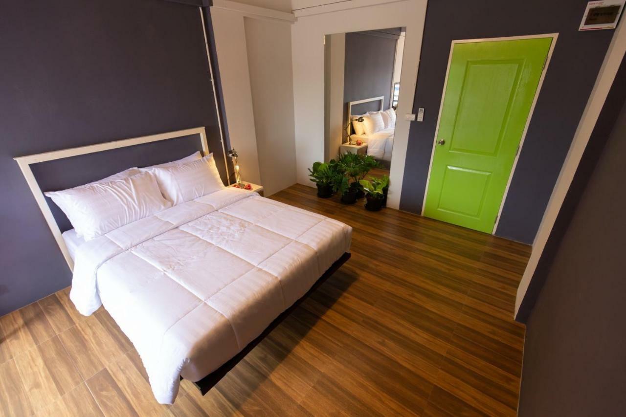 Mango 10 House 호텔 방콕 외부 사진